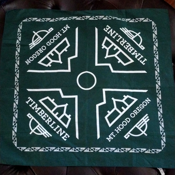 MT. Hood Oregon Bandana - Picture 1 of 3